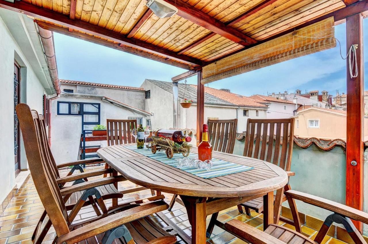 Apartma Apartment Adriana *